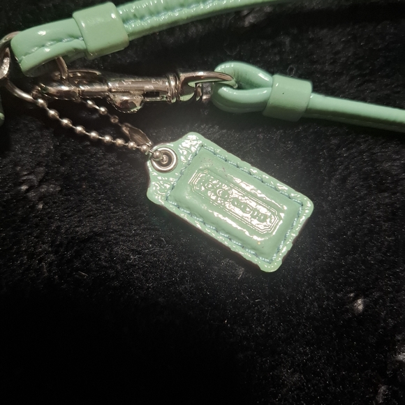 Coach Teal / Mint Signature C Wristlet Wallet - Picture 7 of 9